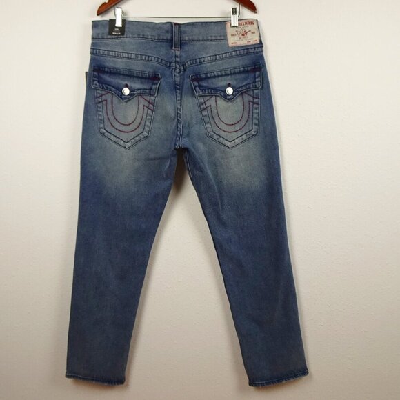 True Religion Geno Big T Flap Relaxed Slim Light Chilly Wash Jeans Men’s 34x32 - Picture 1 of 13